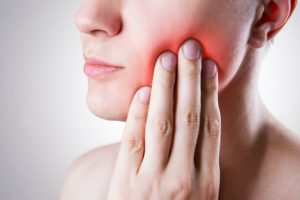 treat tooth pain with emergency dental care